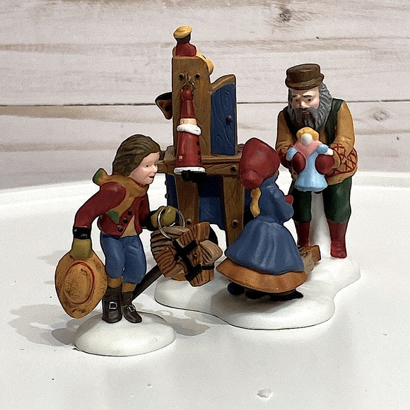 DEPARTMENT 56 - Christmas Bazaar Toy Vendor-Heritage Village-New England Village - Picture 3 of 9